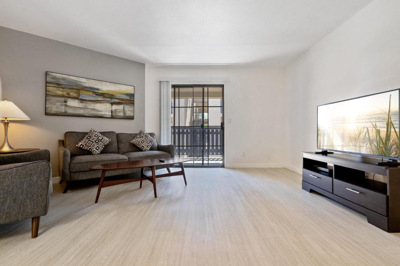 Newly Renovated 2Br Apartment W Pool By Stay Gia Финикс Екстериор снимка